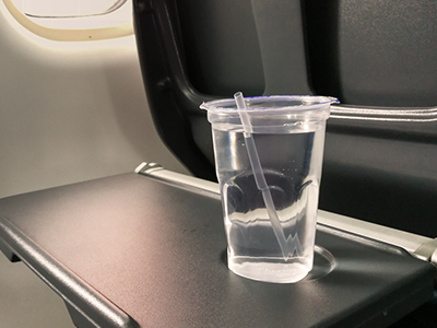 使い捨てプラスチック航空カップ